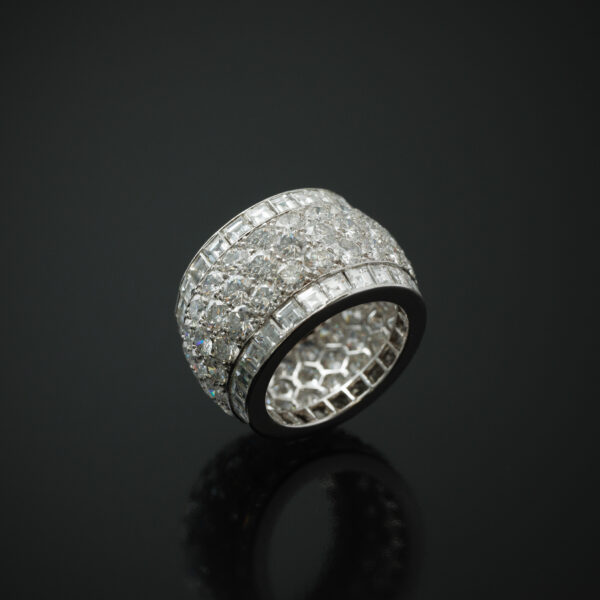 Van Cleef and Arpels <br> Bague Diamants