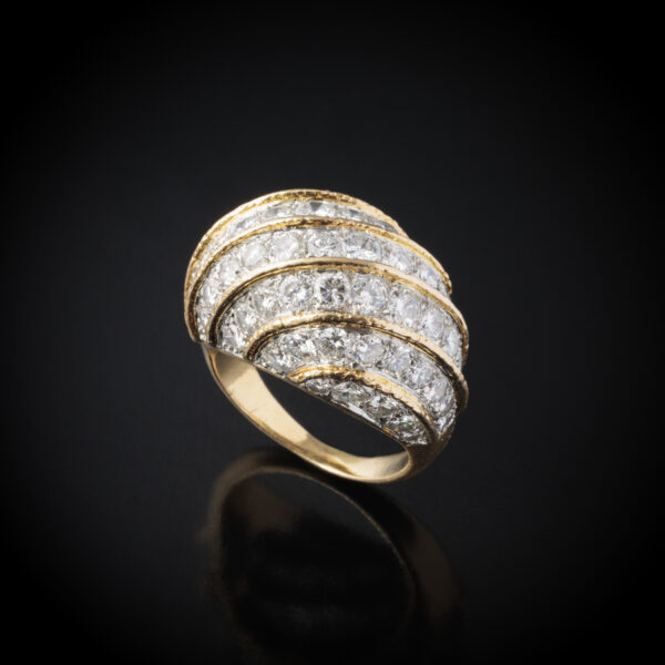 VAN CLEEF & ARPELS <br> Bague Boule