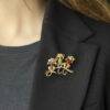 VAN CLEEF & ARPELS <br> Broche Singes – Image 2