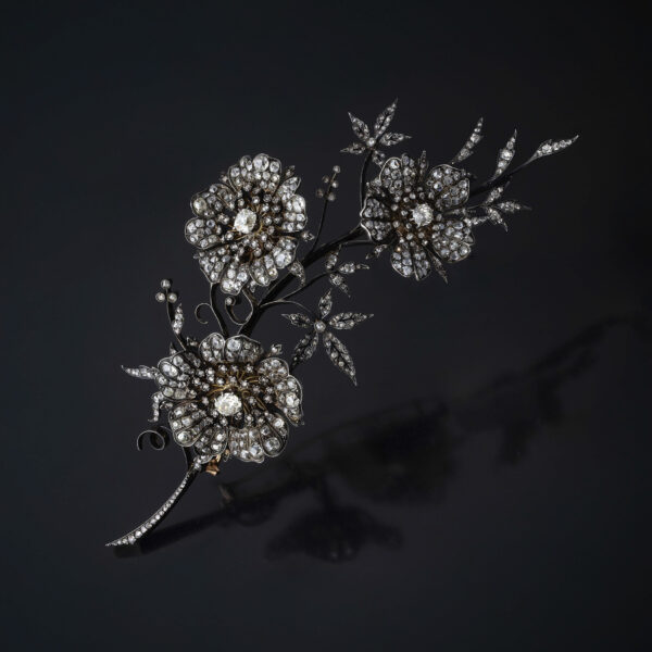 BOUCHERON <br> Broche Trembleuse