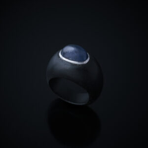 SUZANNE BELPERRON <br> Bague Dôme