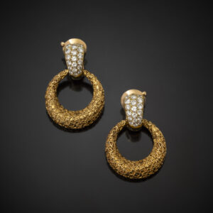 VAN CLEEF & ARPELS <br> Paire de Pendants d'Oreilles