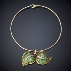 RENÉ BOIVIN <br> Collier Feuilles